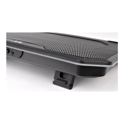 Thermaltake CL-N020-PL12SW-A охлаждающая подставка Massive-12 RGB для ноутбука до 15 дюймов Thermaltake CL-N020-PL12SW-A охлаждающая подставка Massive-12 RGB для ноутбука до 15 дюймов