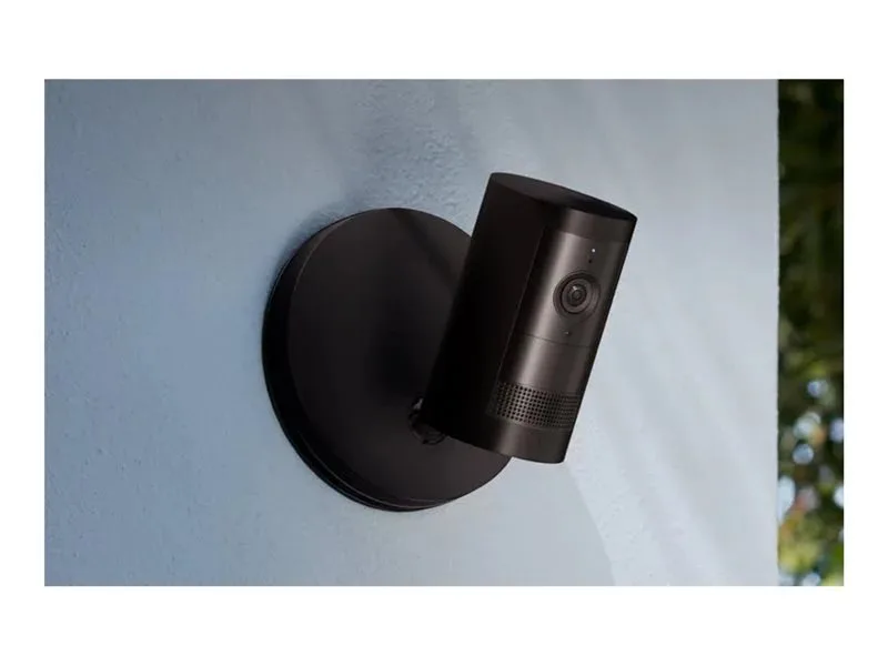 Ring Outdoor Cam Plus Plug-In 2K, черная, B09CK8PB8M