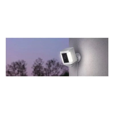 Ring Spotlight Cam Plus Plug-In 1080p уличная камера, белая 78817294 Ring Spotlight Cam Plus Plug-In 1080p уличная камера, белая 78817294